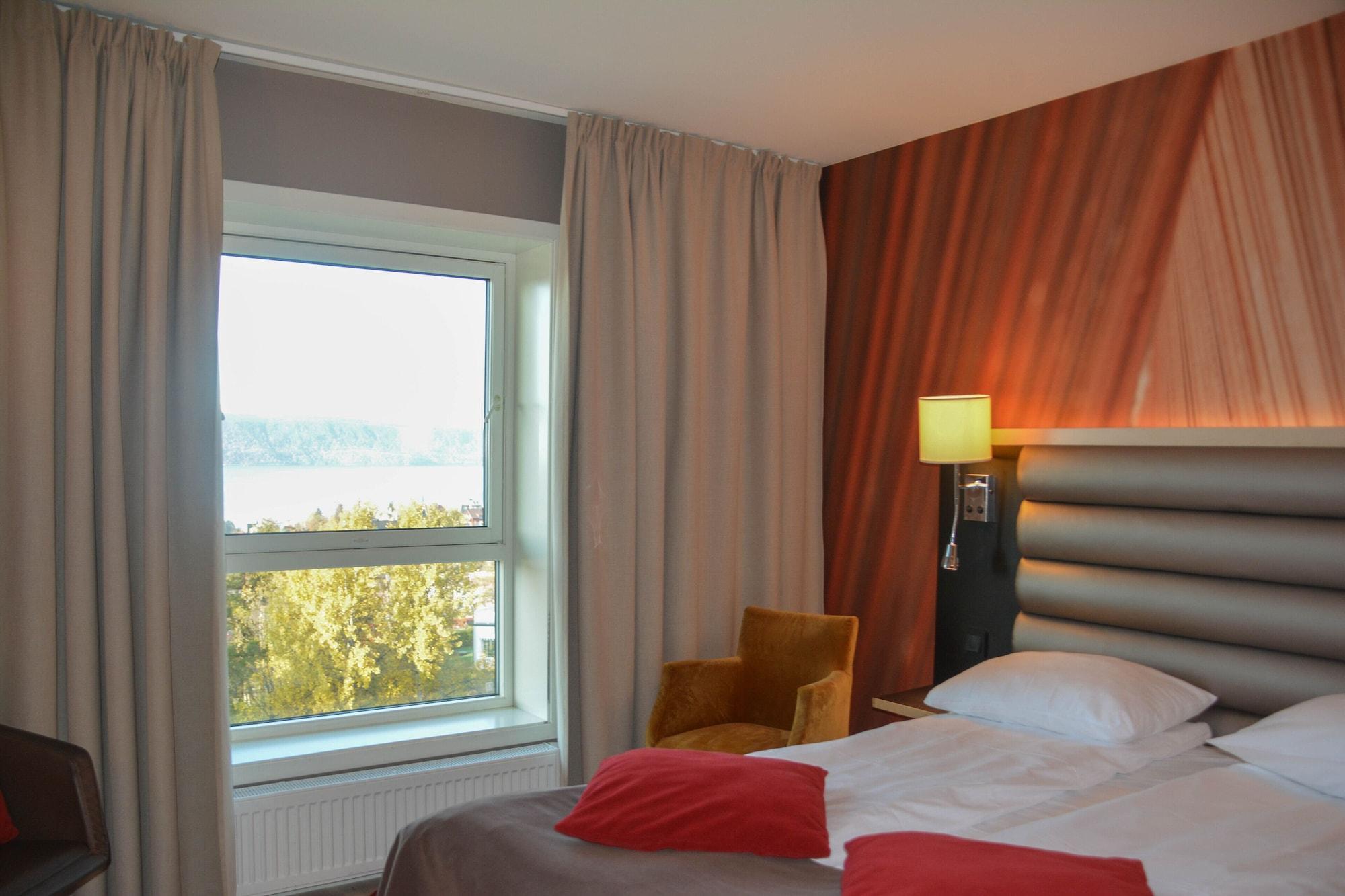 Quality Hotel Grand Royal Narvik Exterior photo